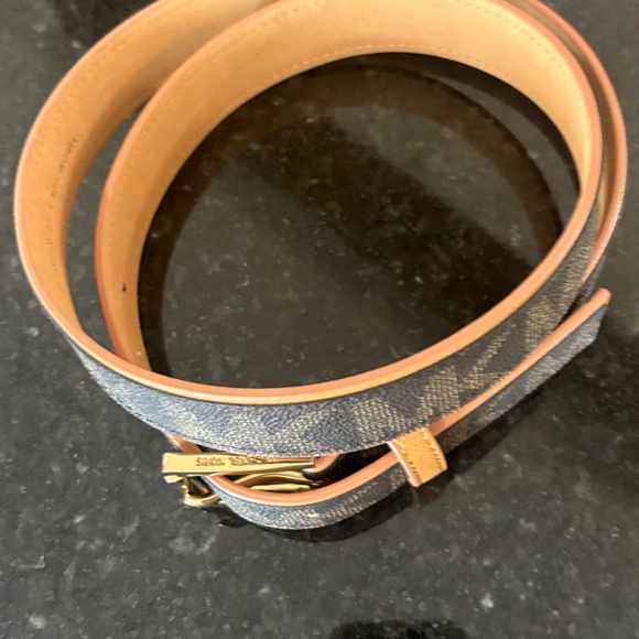 NWOT - Michael Kors Signature Logo Belt - SZ L - Picture 3 of 12